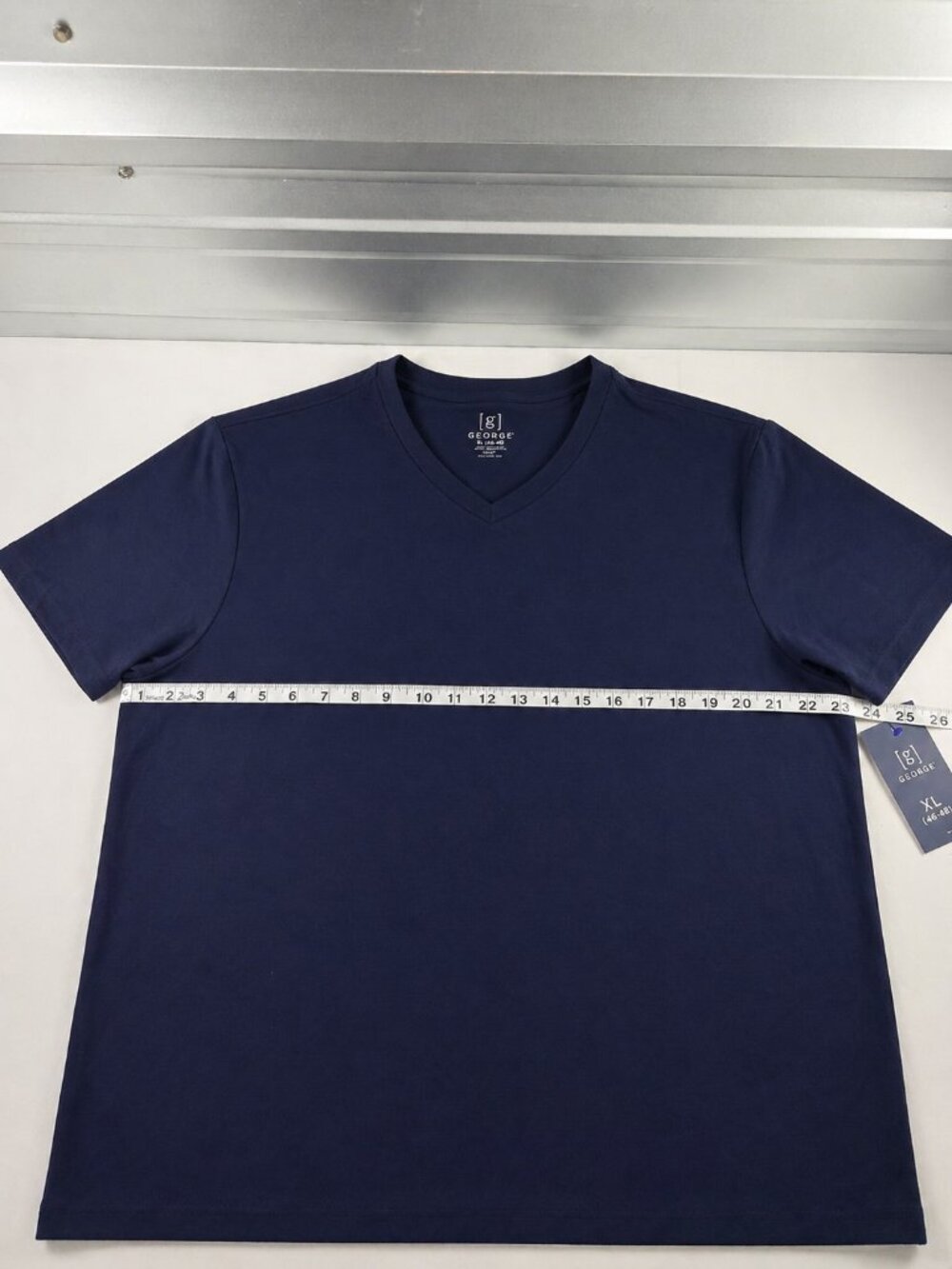 George Men’s V-Neck Basic Tees XL Dark Navy 3 Pack Bundle Deal NWT - Picture 2 of 4